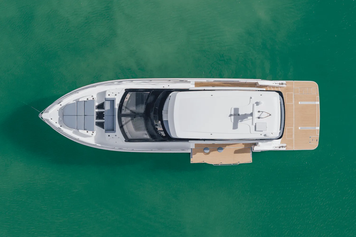 2025 Cruisers Yachts 57 Fly Image Thumbnail #14