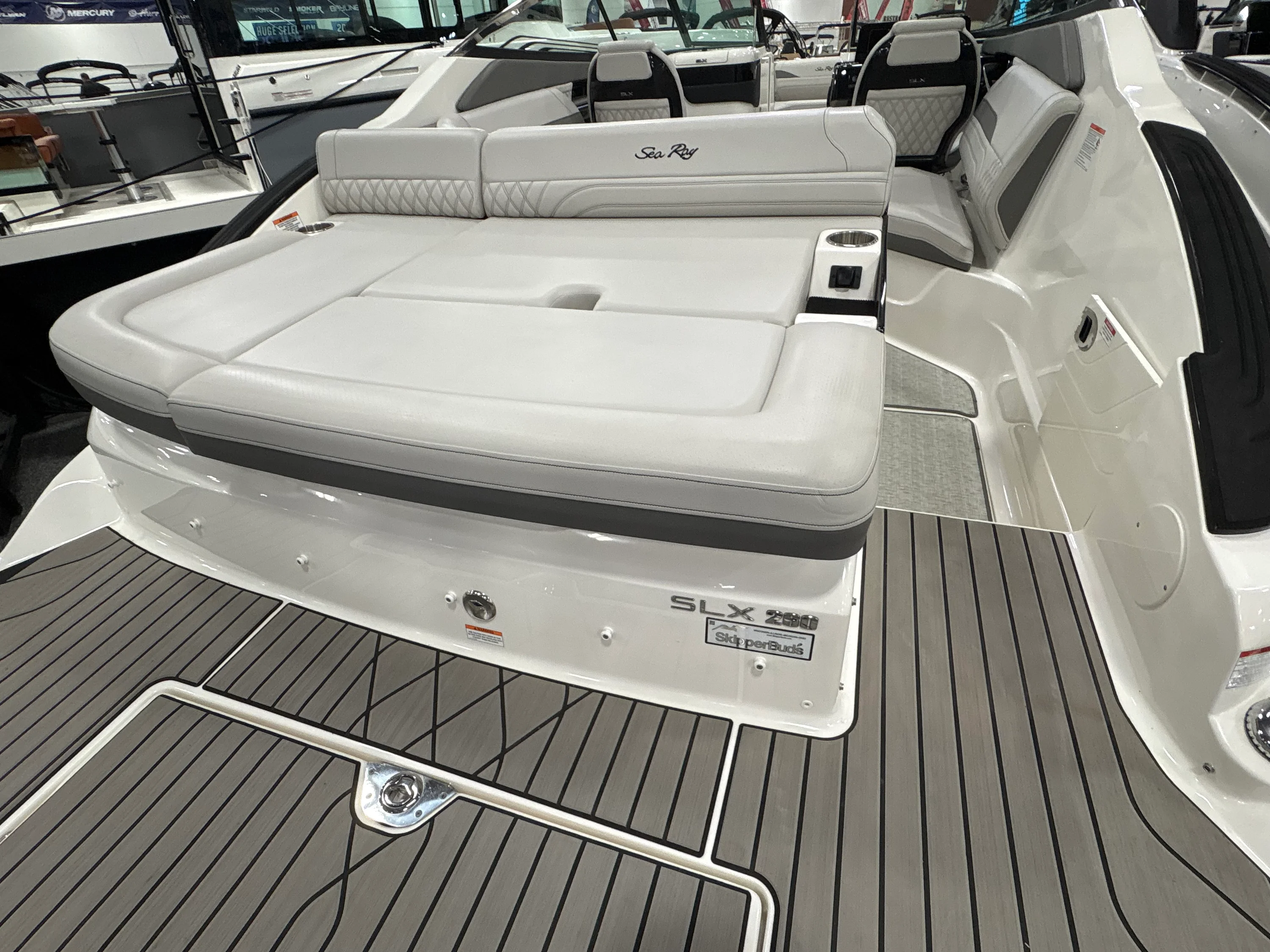 2025 Sea Ray SLX 260 Image Thumbnail #40