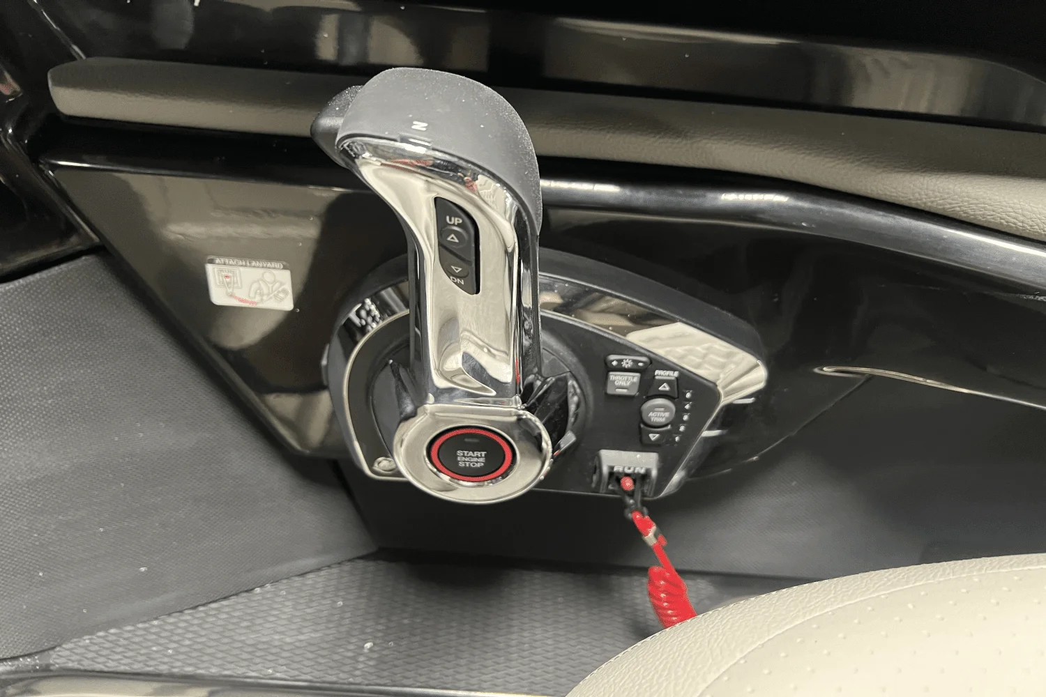 2025 Sea Ray SLX 260 Image Thumbnail #23