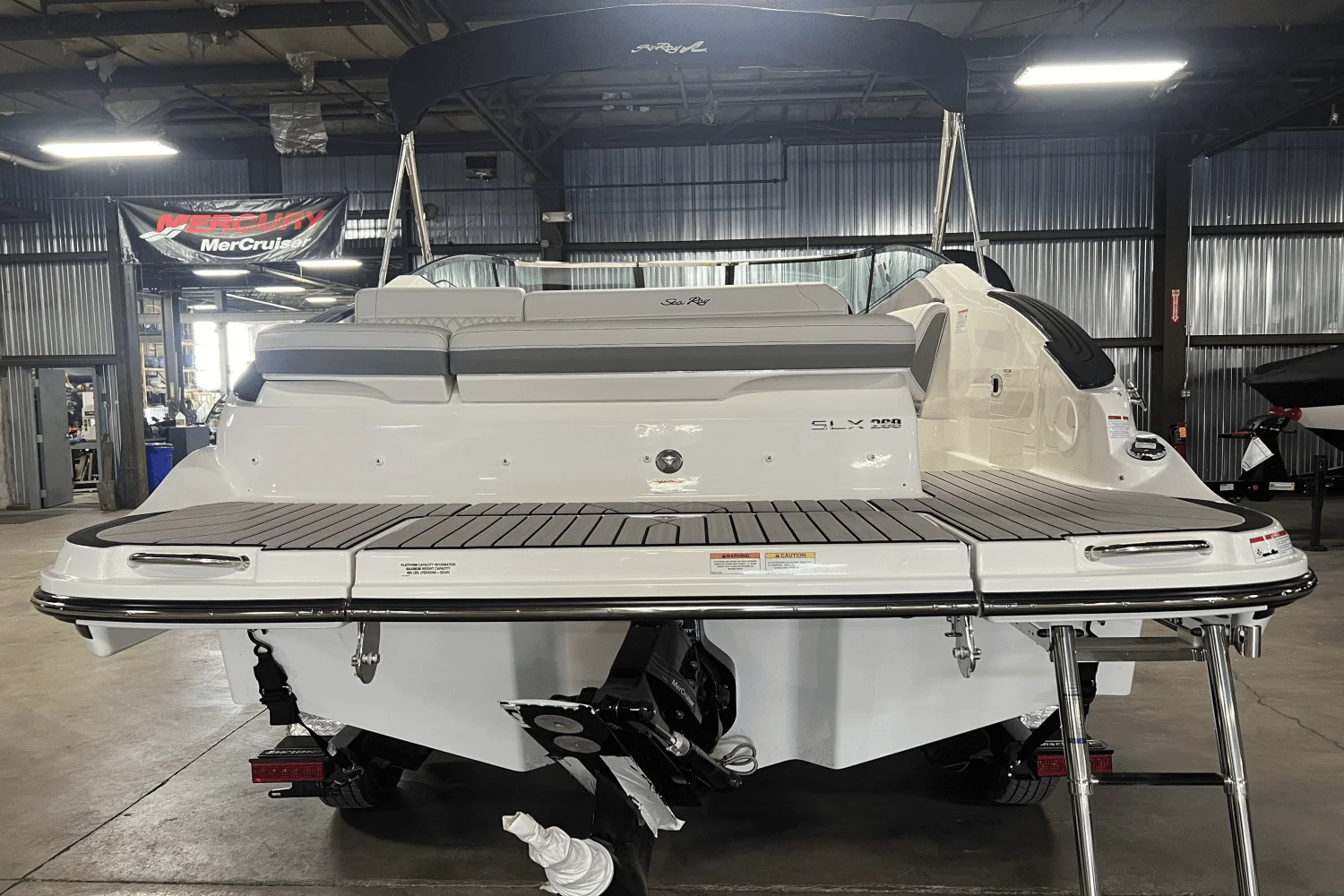 2025 Sea Ray SLX 260 Image Thumbnail #31