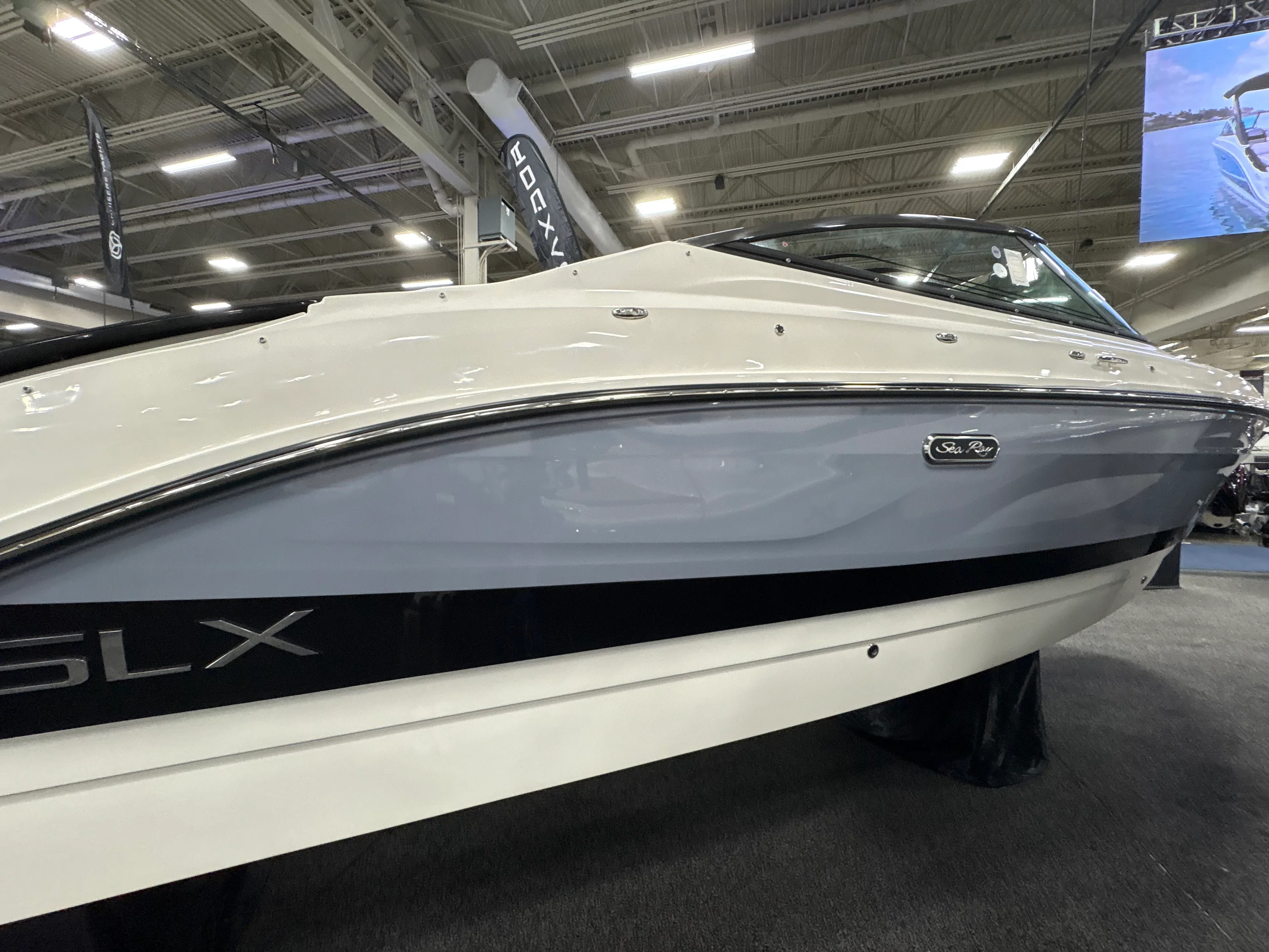 2025 Sea Ray SLX 260 Image Thumbnail #36