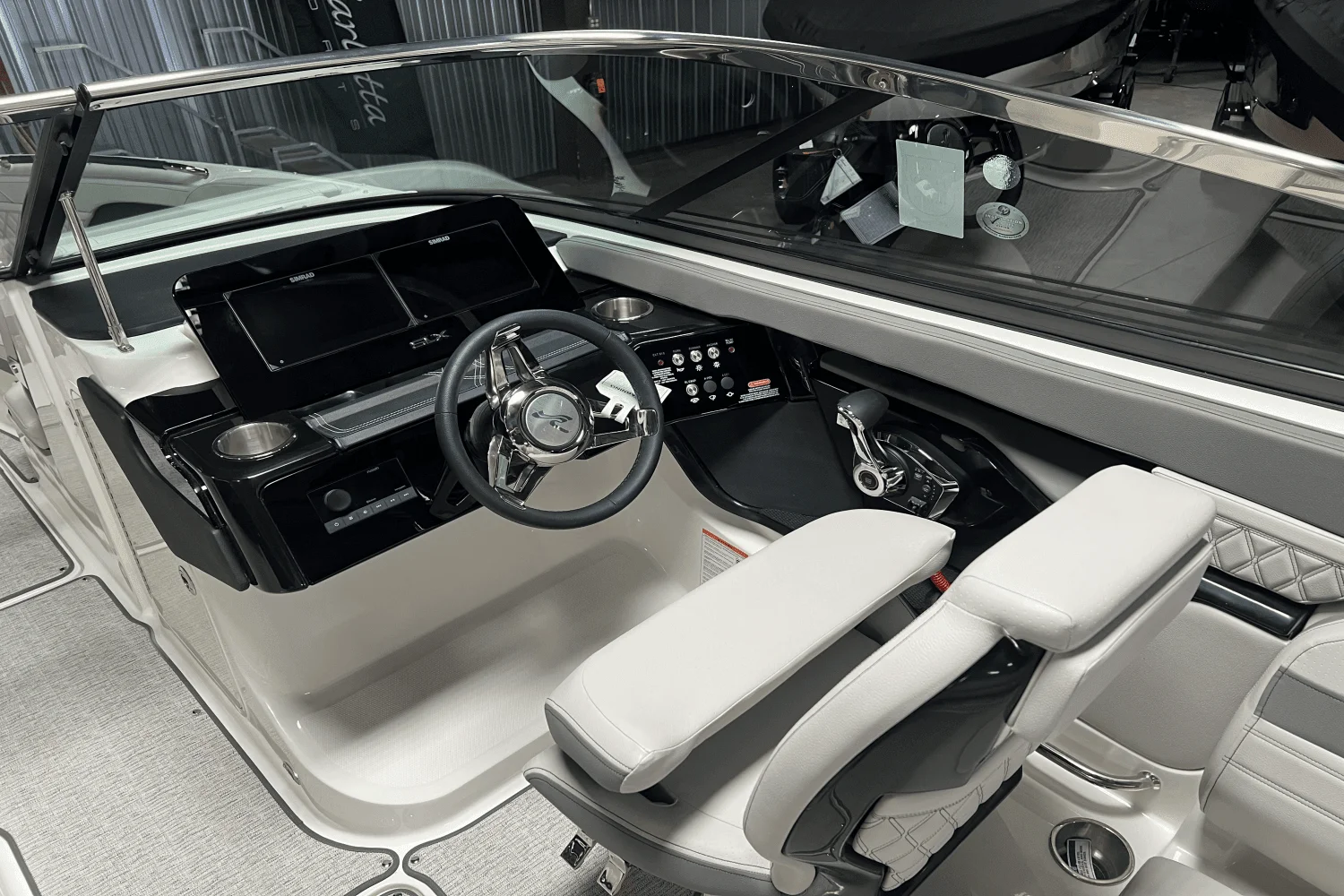 2025 Sea Ray SLX 260 Image Thumbnail #19