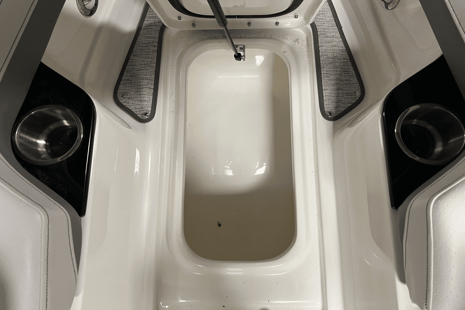 2025 Sea Ray SLX 260 Image Thumbnail #14