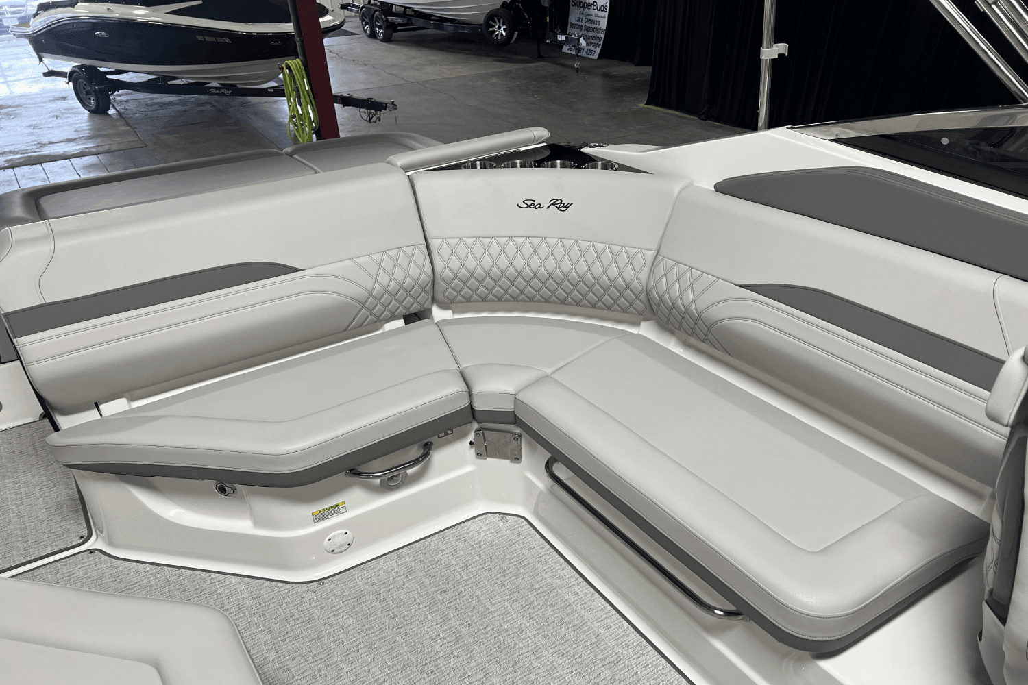 2025 Sea Ray SLX 260 Image Thumbnail #26