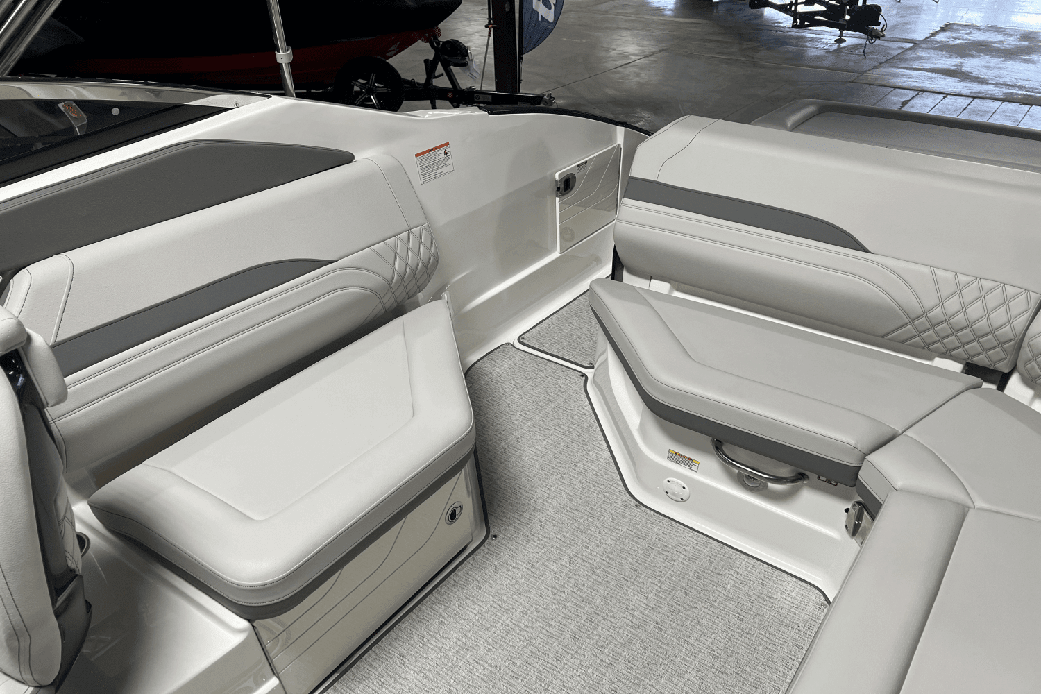 2025 Sea Ray SLX 260 Image Thumbnail #27