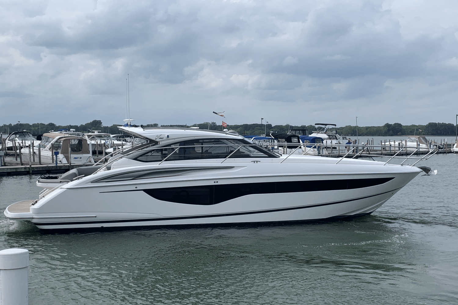 2019 Princess V40 Image Thumbnail #0