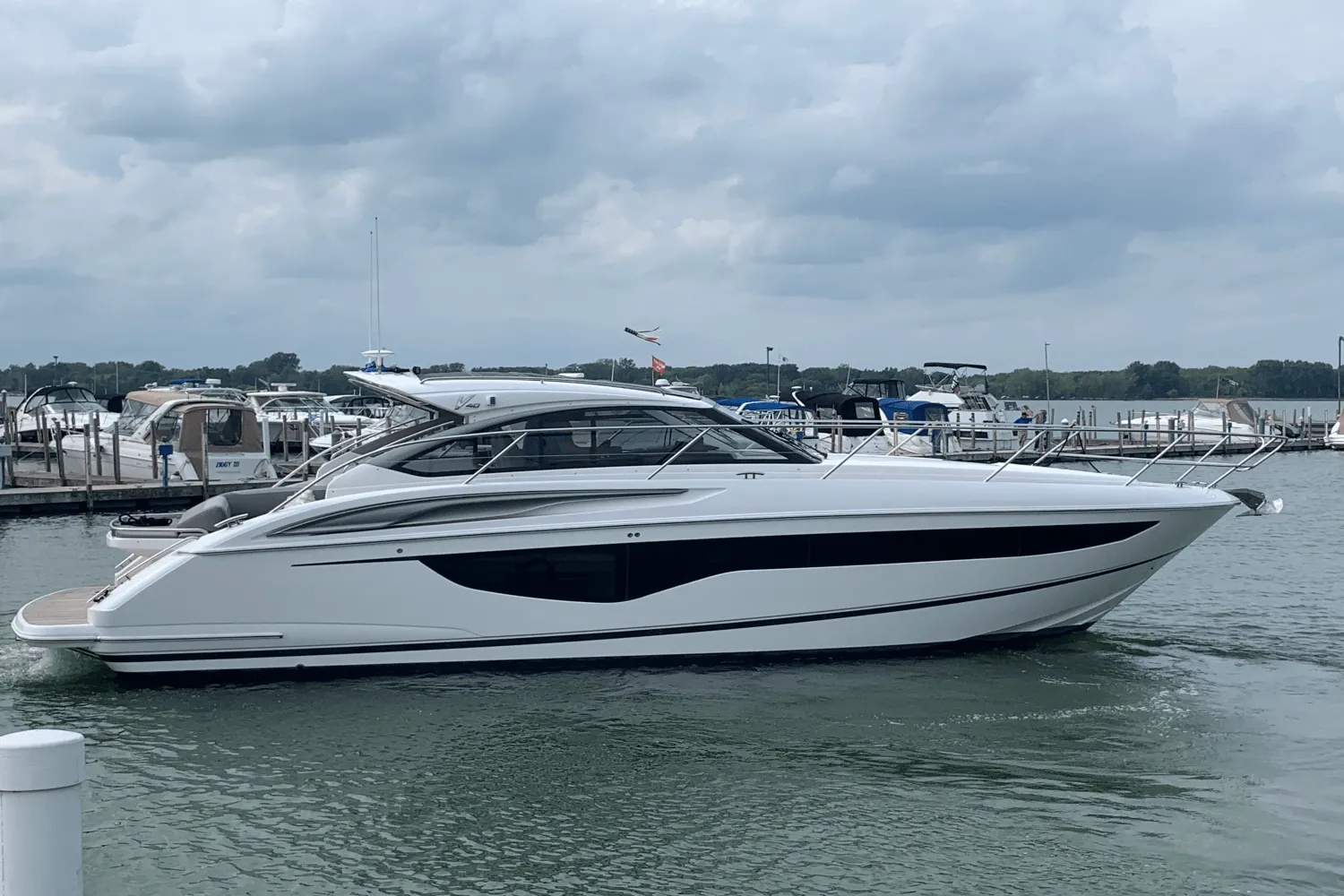 2019 Princess V40 Image Thumbnail #0