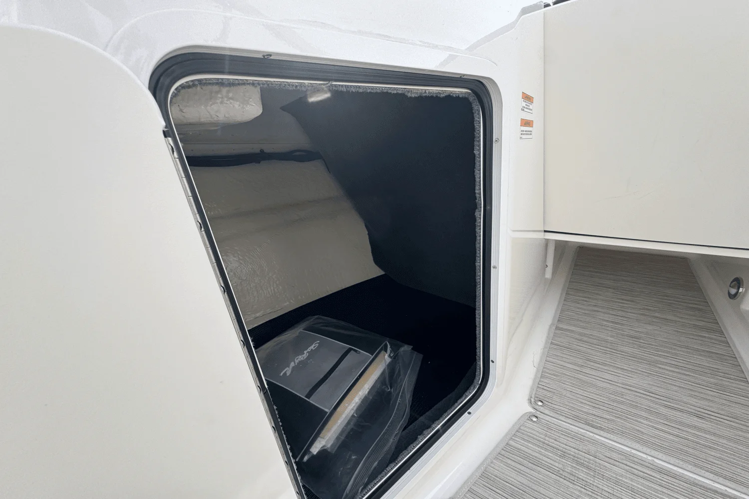 2024 Sea Ray SPX 210 Image Thumbnail #17