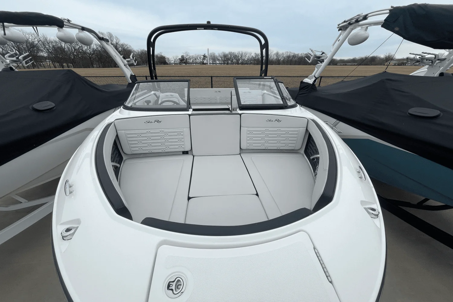 2024 Sea Ray SPX 210 Image Thumbnail #5