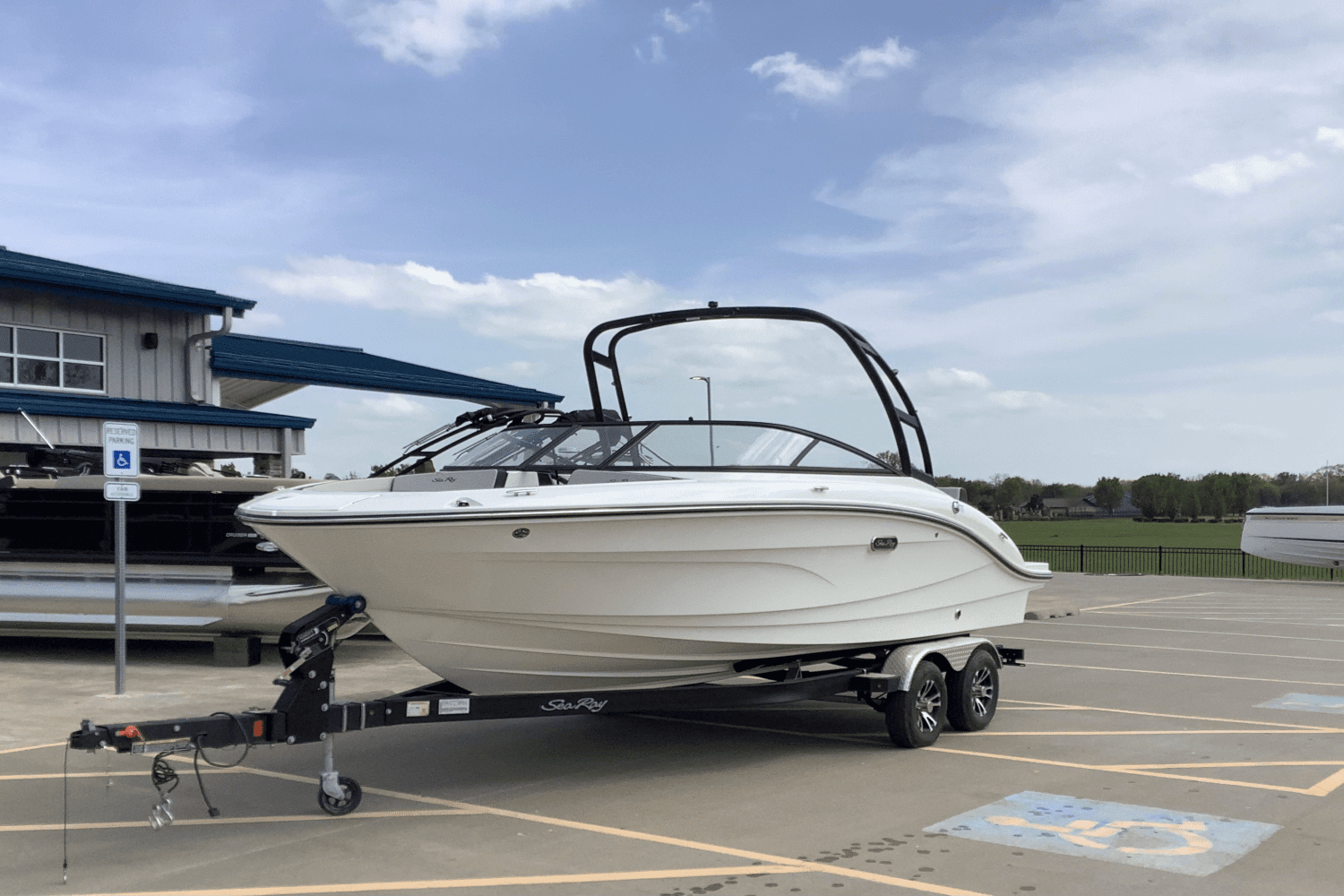 2024 Sea Ray SPX 210 Image Thumbnail #0