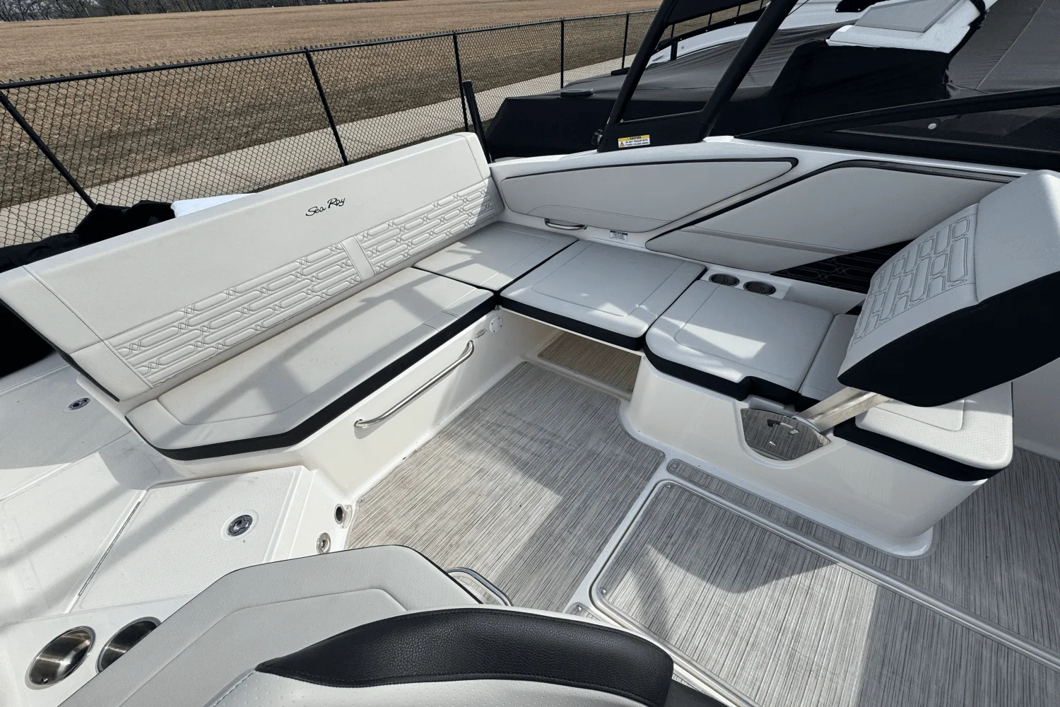 2024 Sea Ray SPX 210 Image Thumbnail #18