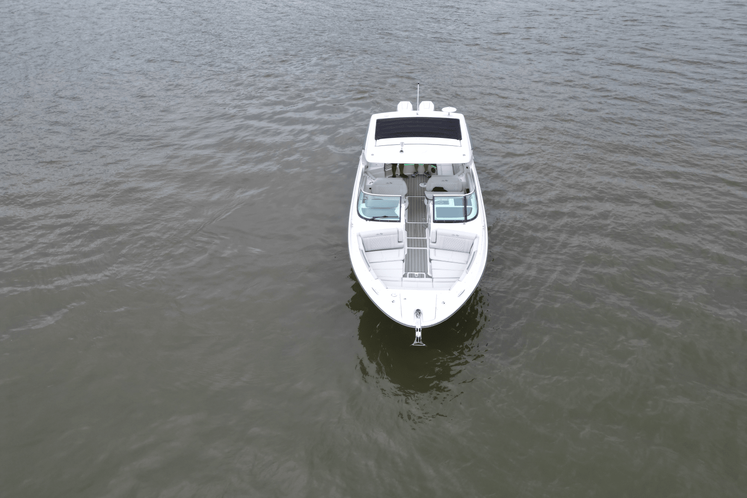2025 Sea Ray SLX 350 Outboard Image Thumbnail #7