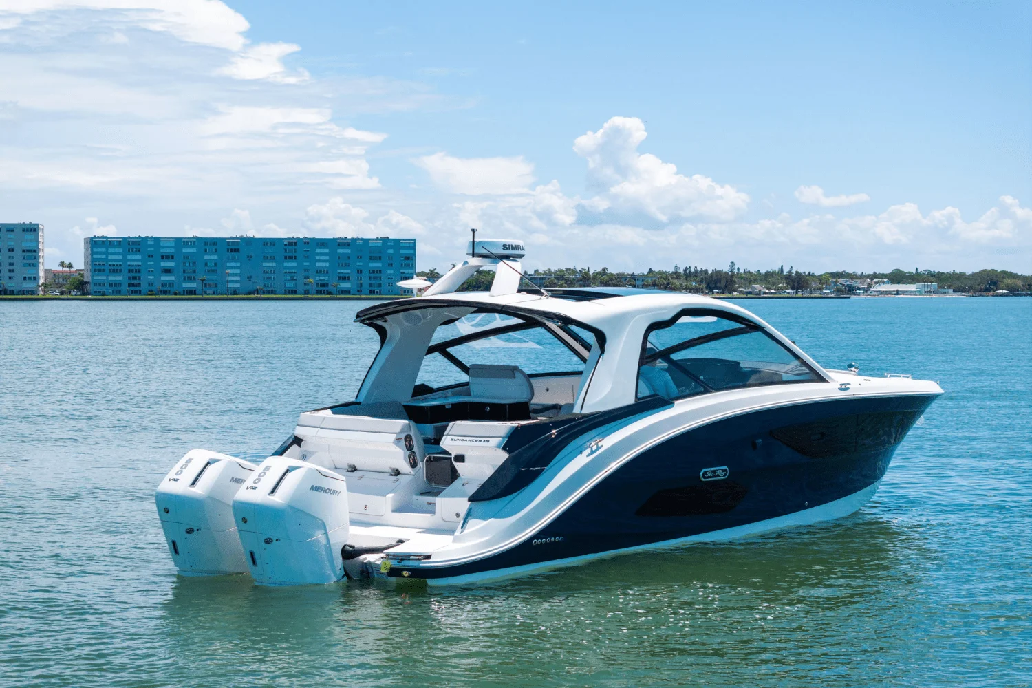 2025 Sea Ray Sundancer 370 Outboard Image Thumbnail #1