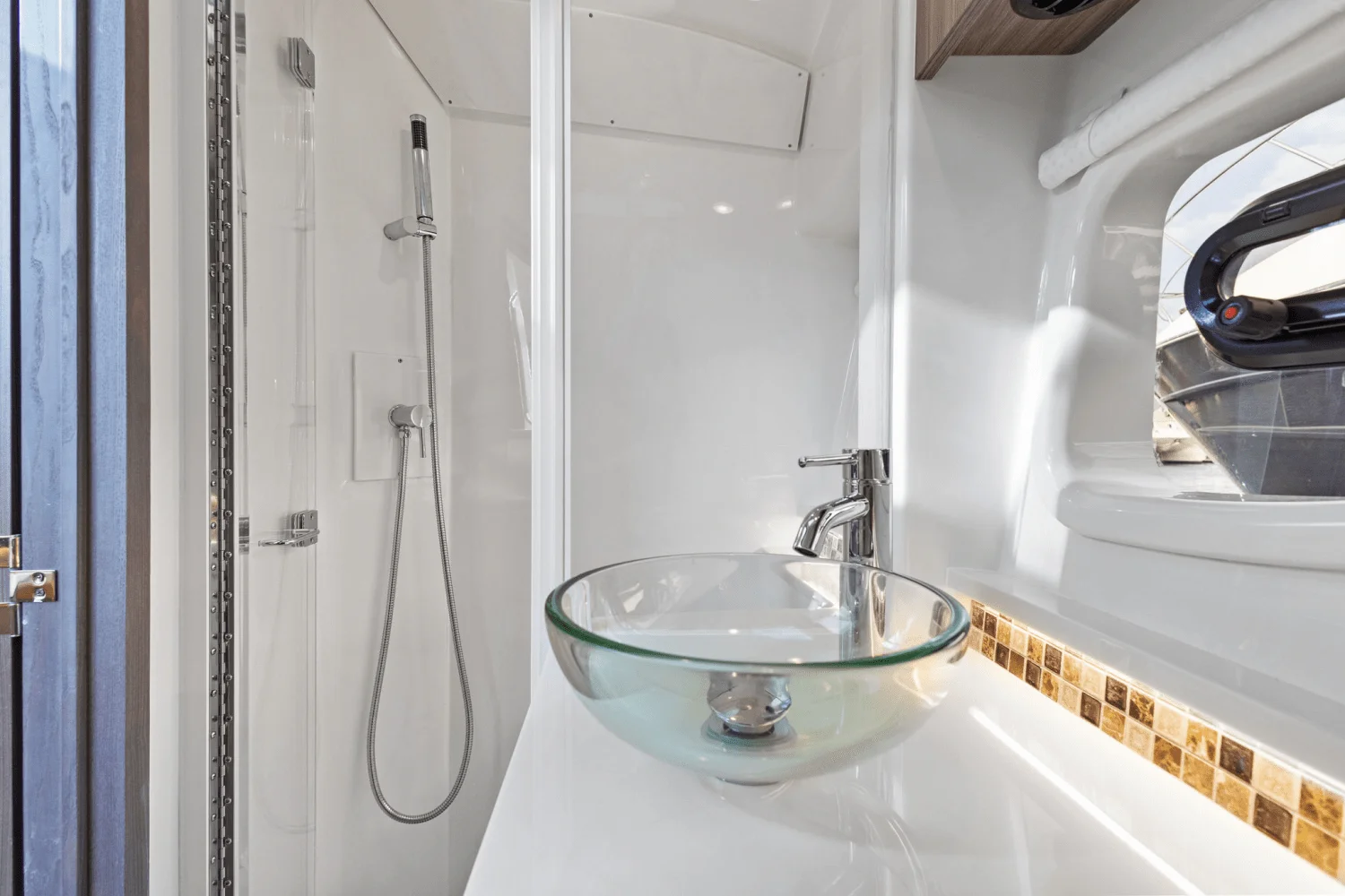 2025 Sea Ray Sundancer 370 Outboard Image Thumbnail #32