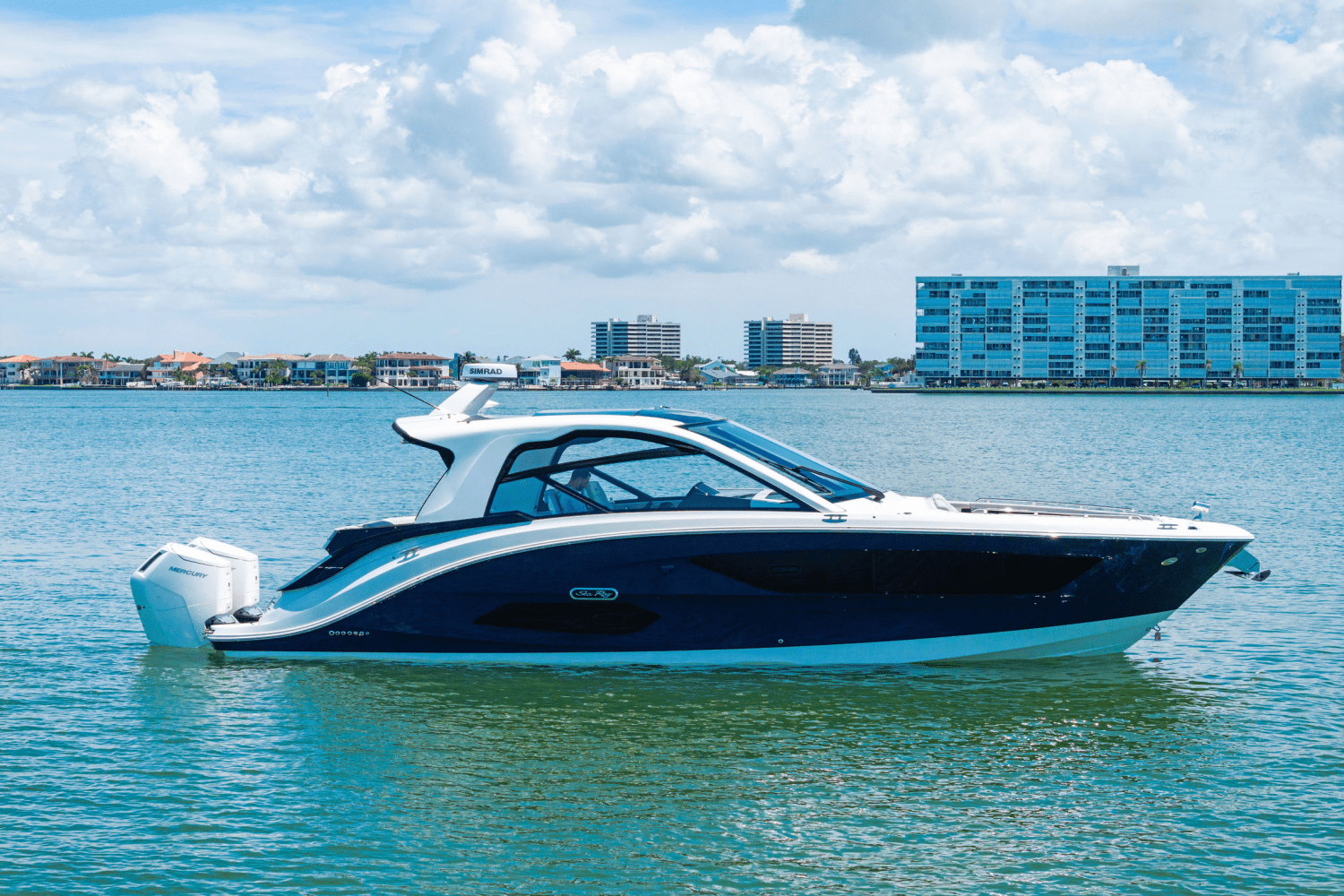 2025 Sea Ray Sundancer 370 Outboard Image Thumbnail #14