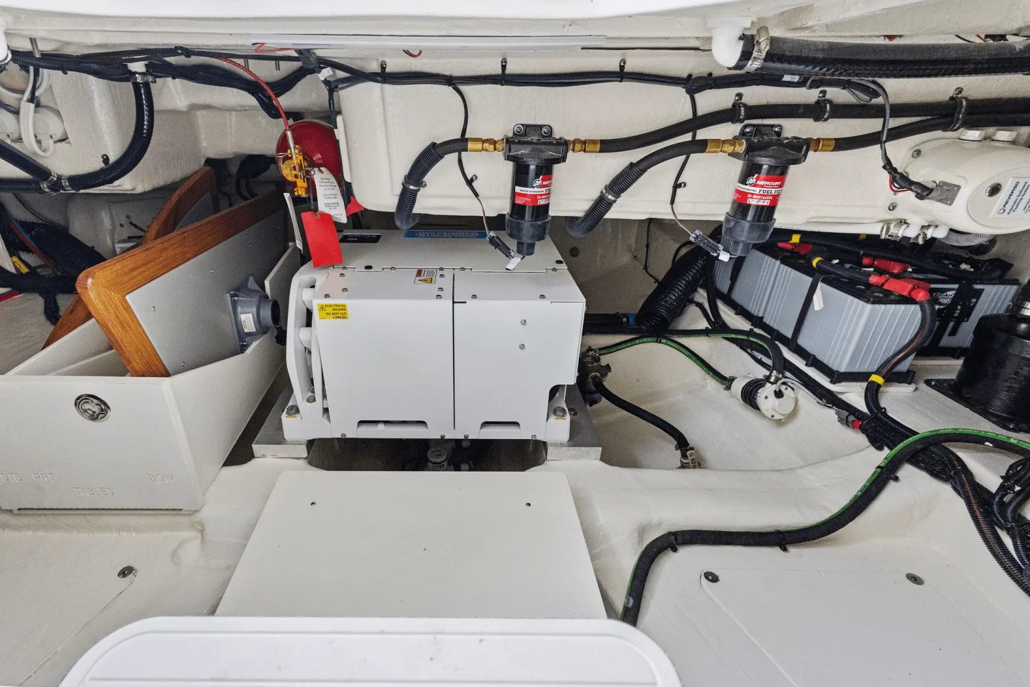 2025 Sea Ray Sundancer 370 Outboard Image Thumbnail #62