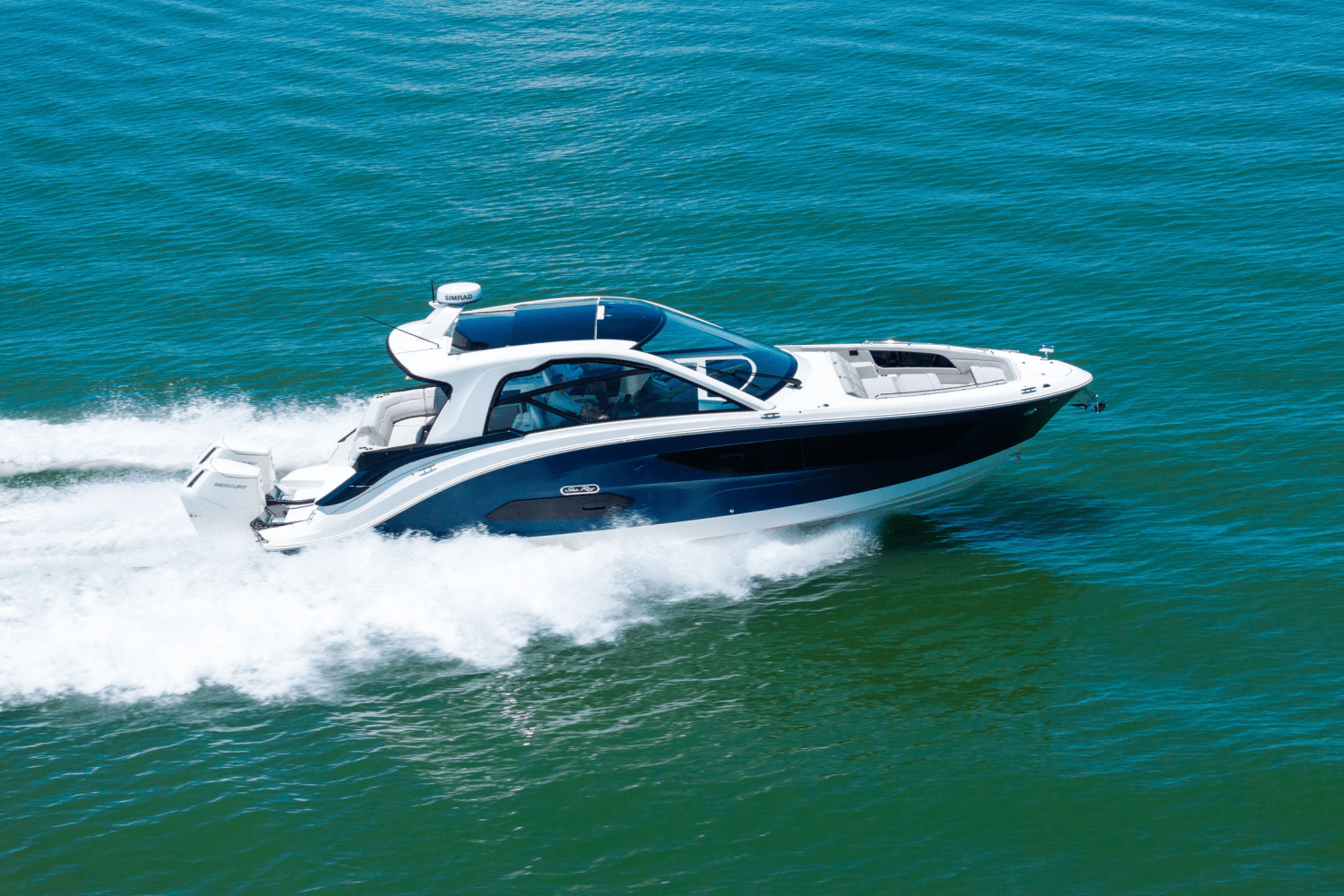 2025 Sea Ray Sundancer 370 Outboard Image Thumbnail #20