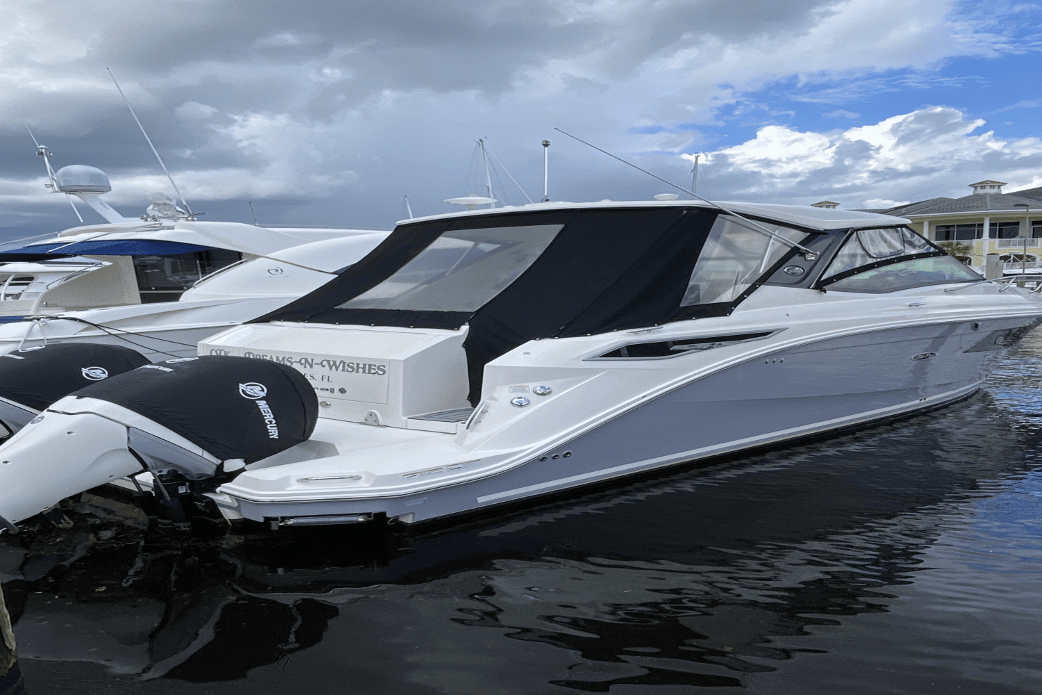 2020 Sea Ray 320 SUNDANCER-OB Image Thumbnail #18