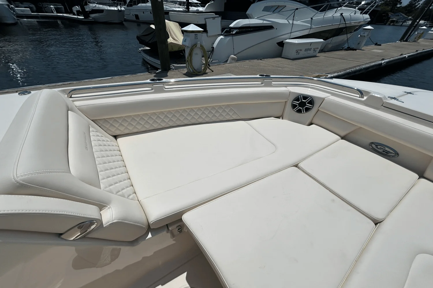 2026 Grady-White Freedom 325 Image Thumbnail #23