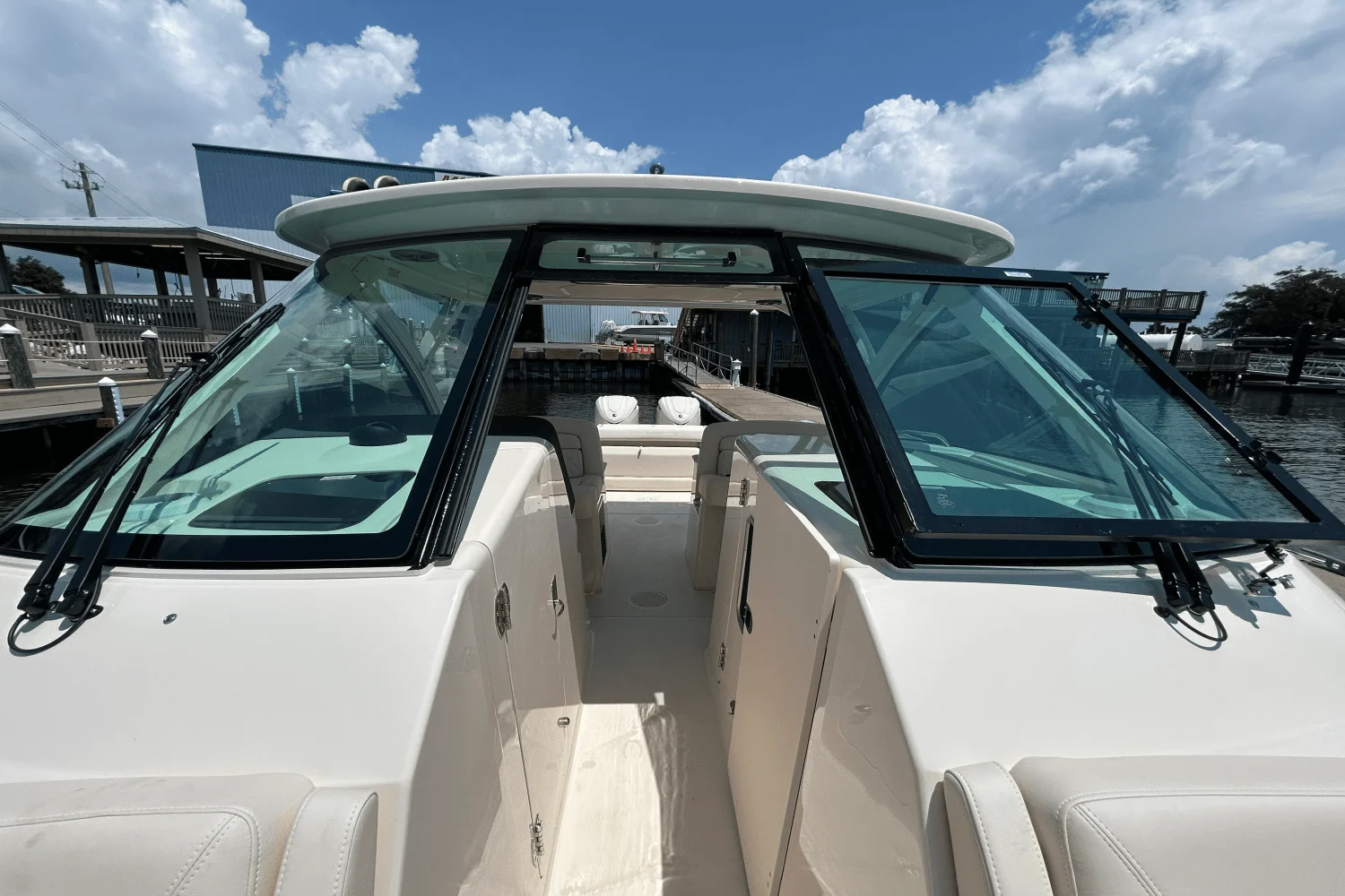 2026 Grady-White Freedom 325 Image Thumbnail #28