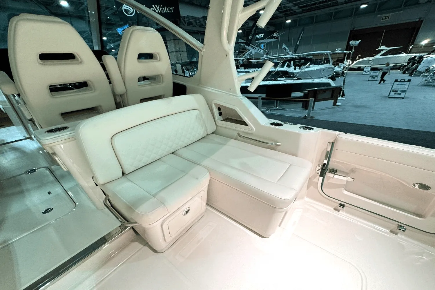 2025 Grady-White Freedom 345 Image Thumbnail #14