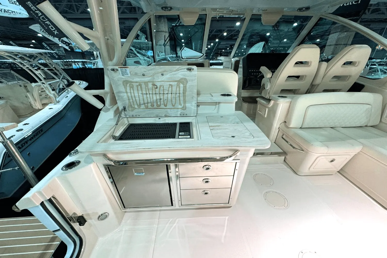2025 Grady-White Freedom 345 Image Thumbnail #11