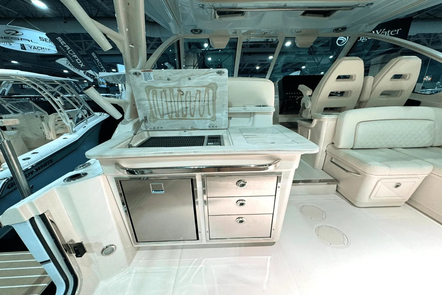 2025 Grady-White Freedom 345 Image Thumbnail #10