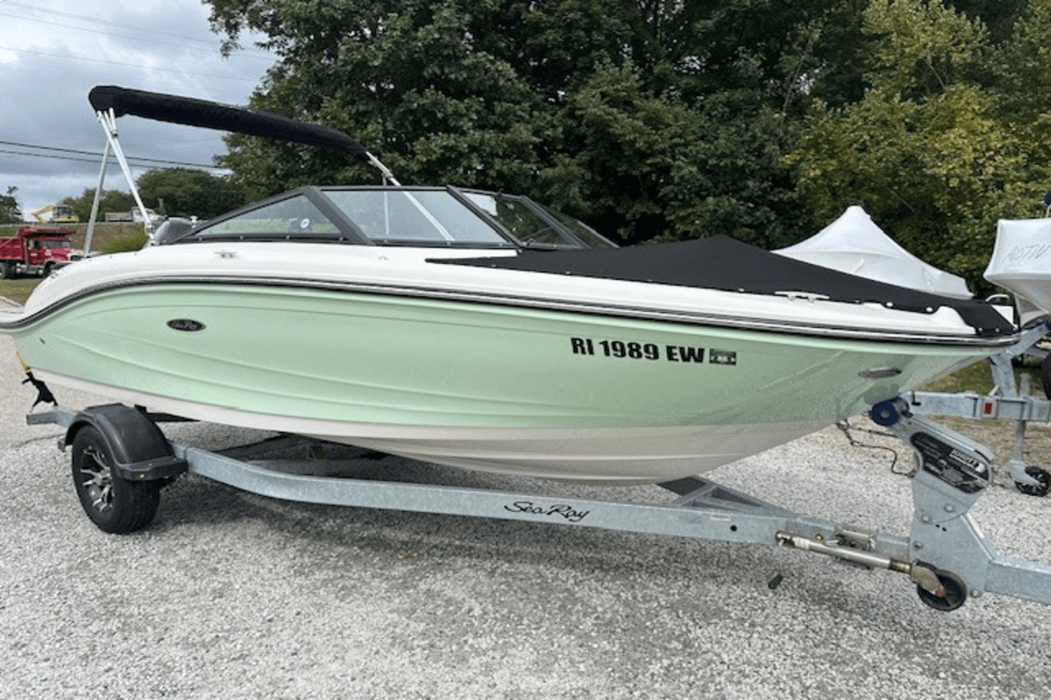 2022 Sea Ray 19 SPX Image Thumbnail #0