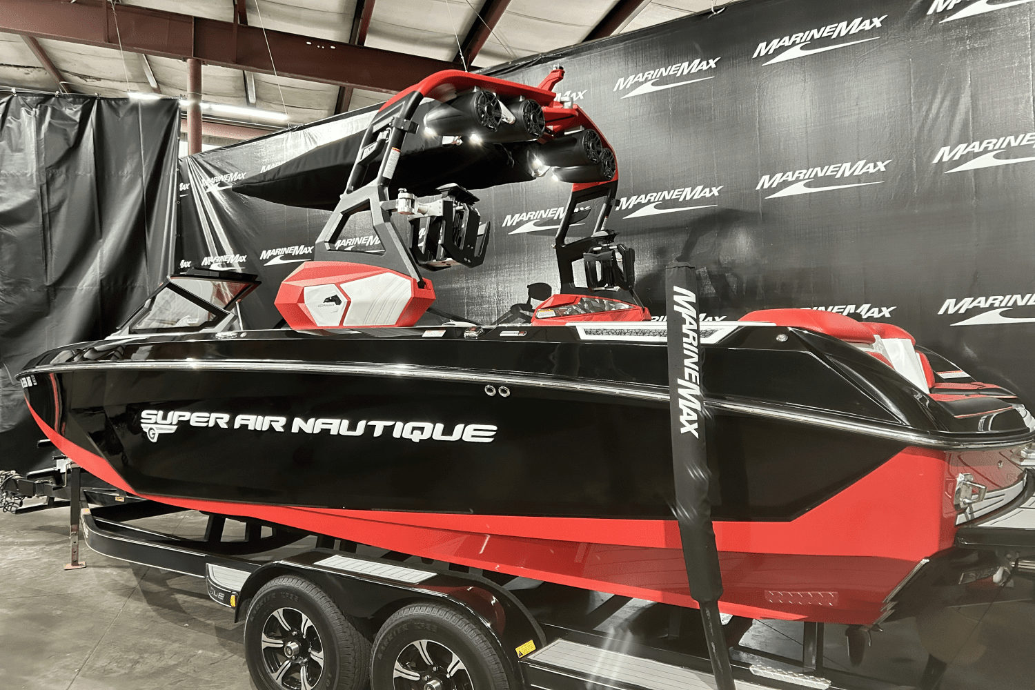 Thumbnail 2 for 2020 Nautique Super Air Nautique G23