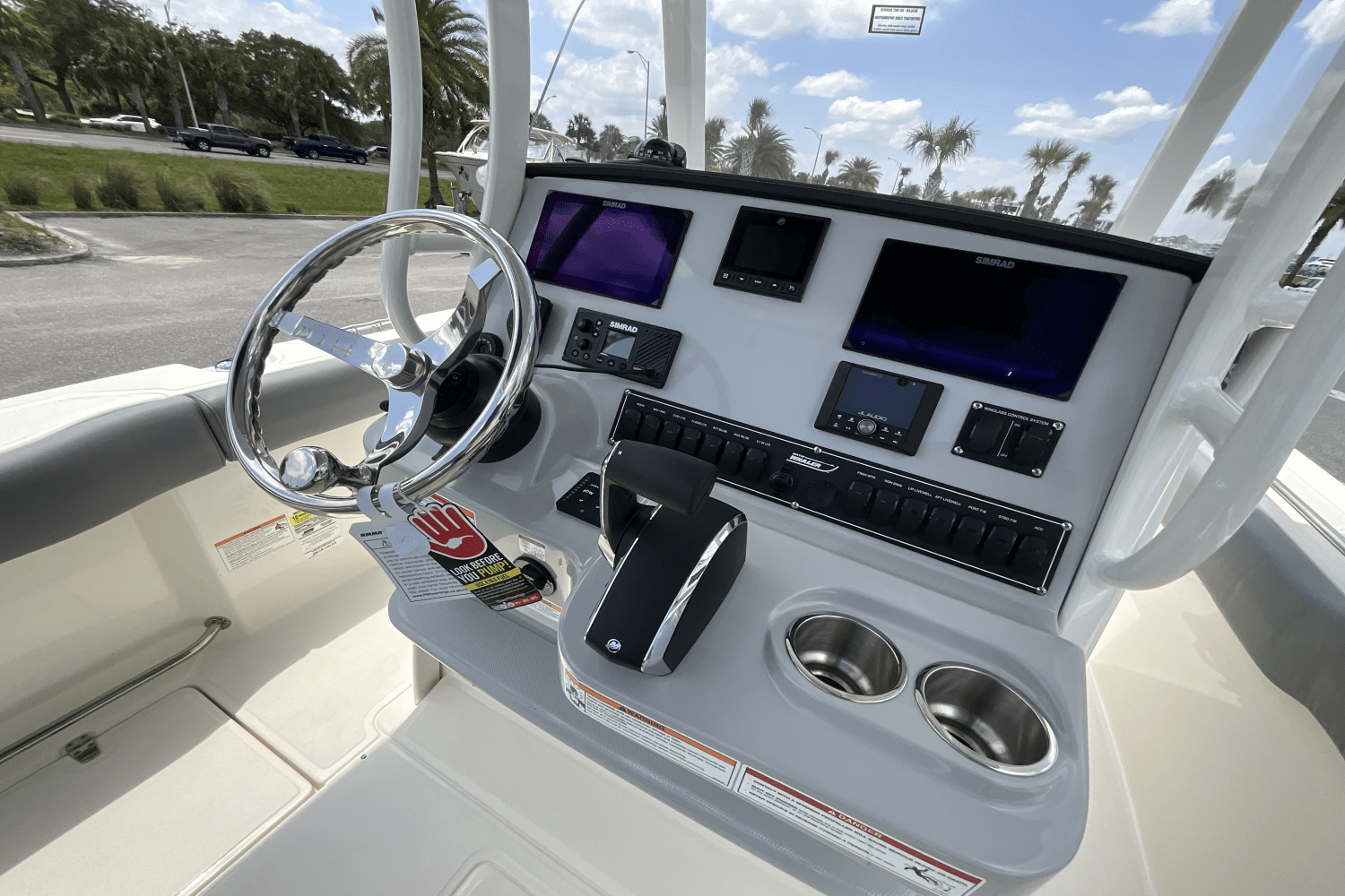 2025 Boston Whaler 230 Outrage Image Thumbnail #29