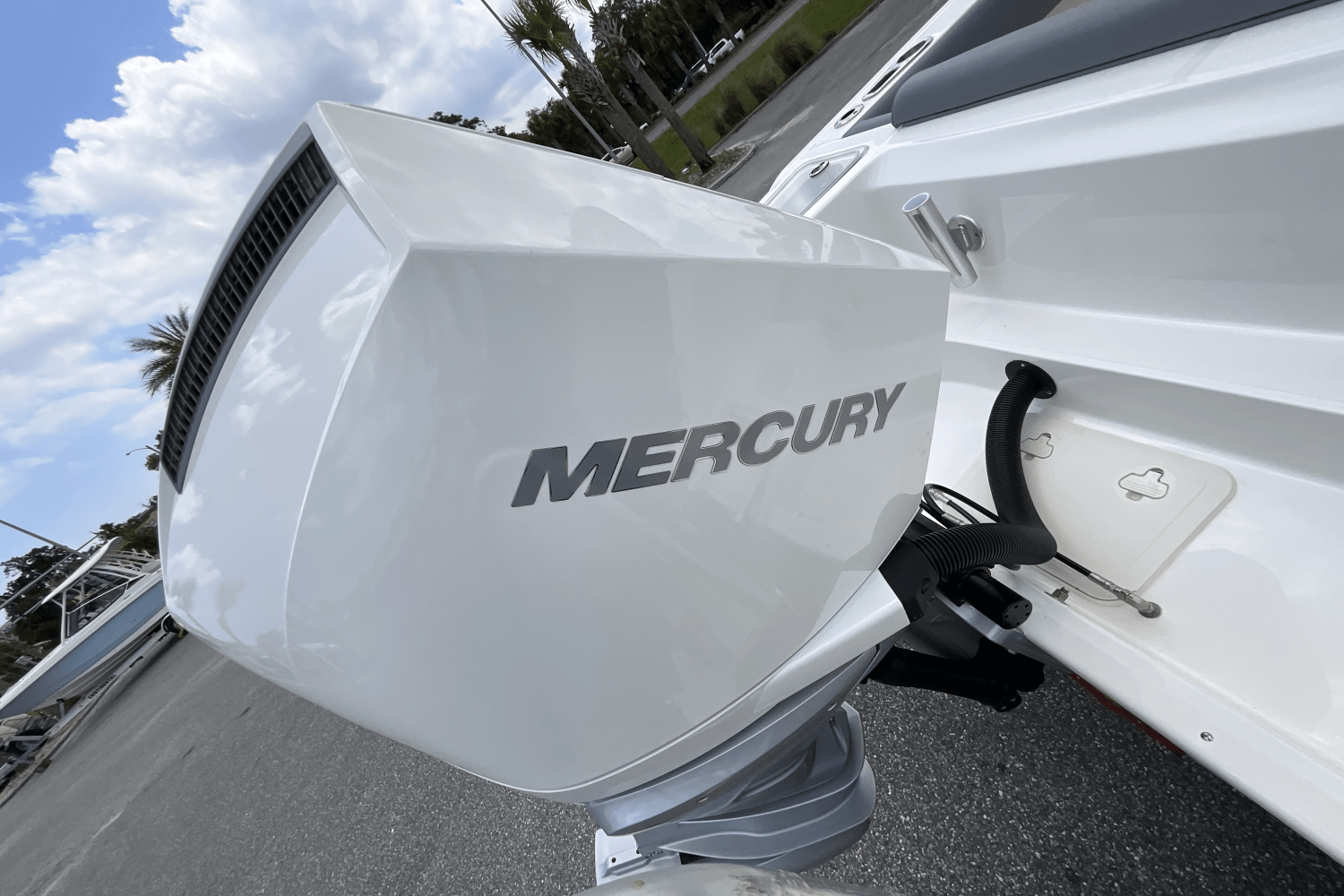 2025 Boston Whaler 230 Outrage Image Thumbnail #19