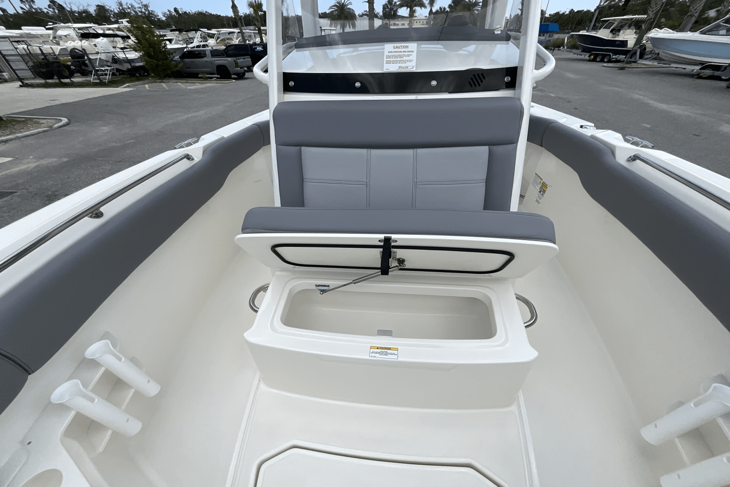 2025 Boston Whaler 230 Outrage Image Thumbnail #18