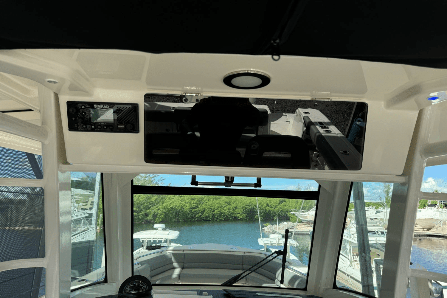 2024 Boston Whaler 330 OUTRAGE Image Thumbnail #22