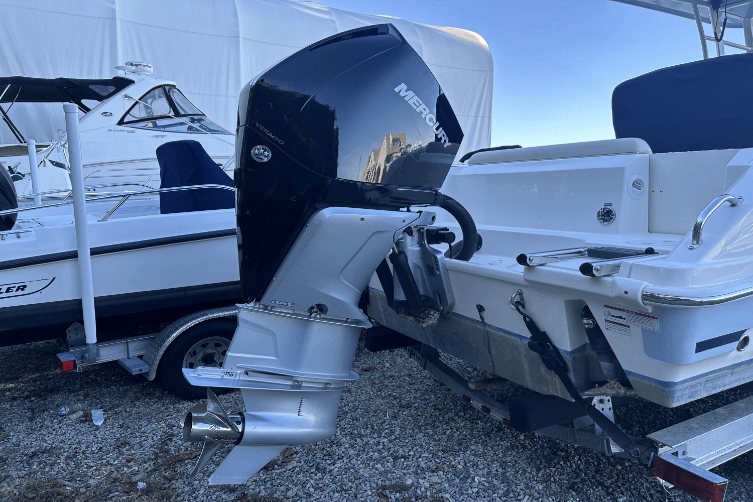 2021 Boston Whaler 230 OUTRAGE Image Thumbnail #1