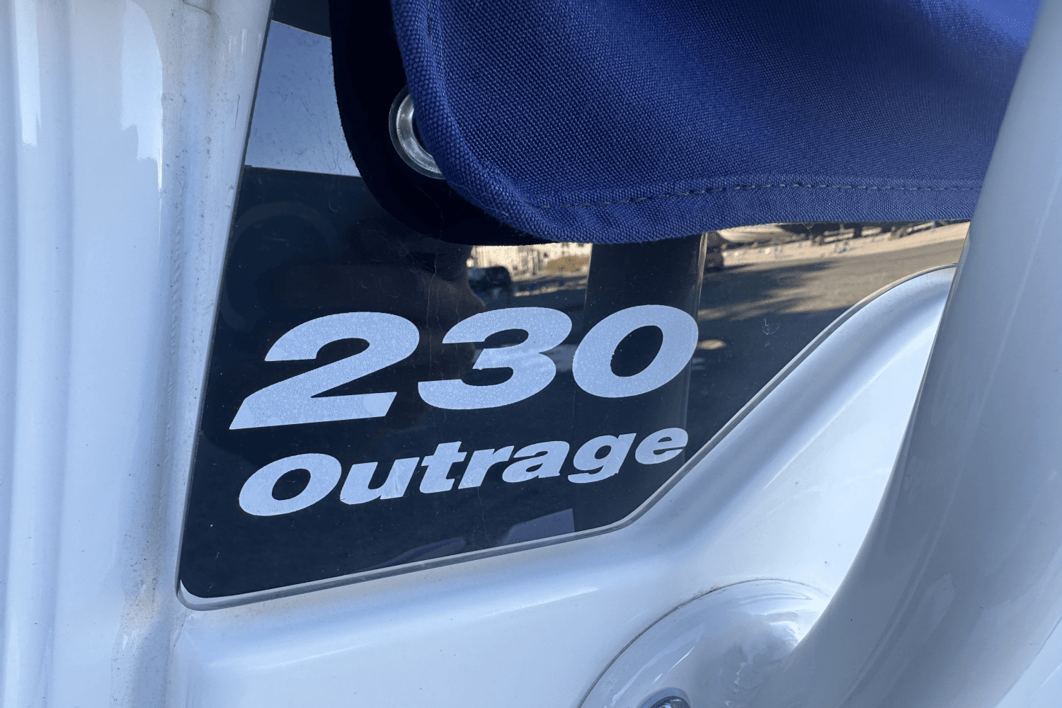 2021 Boston Whaler 230 OUTRAGE Image Thumbnail #16