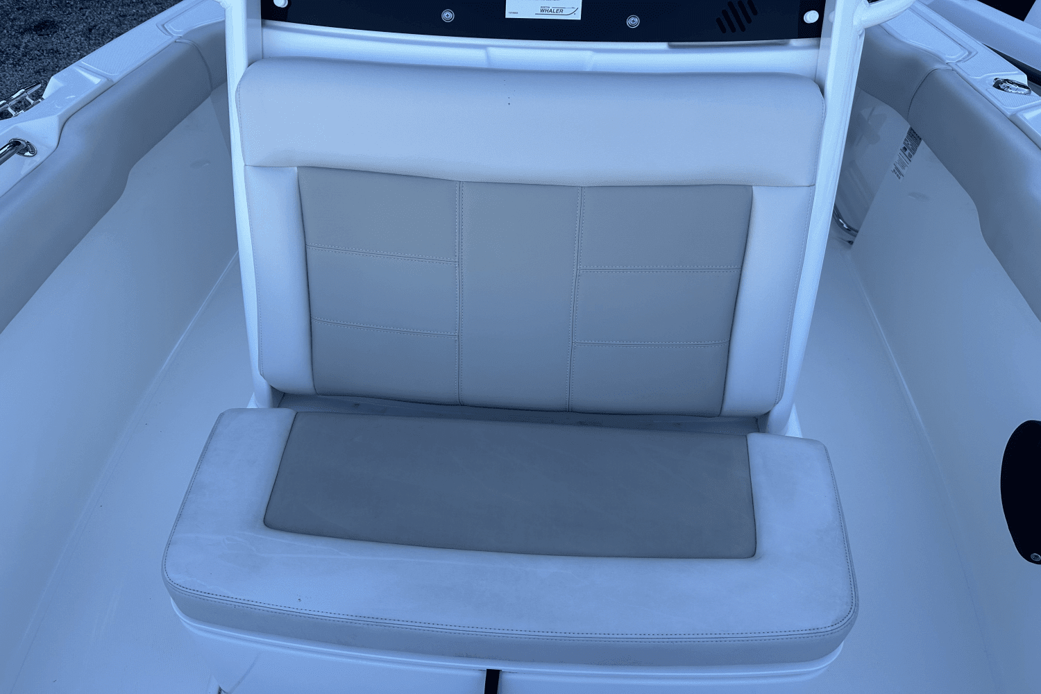 2021 Boston Whaler 230 OUTRAGE Image Thumbnail #28