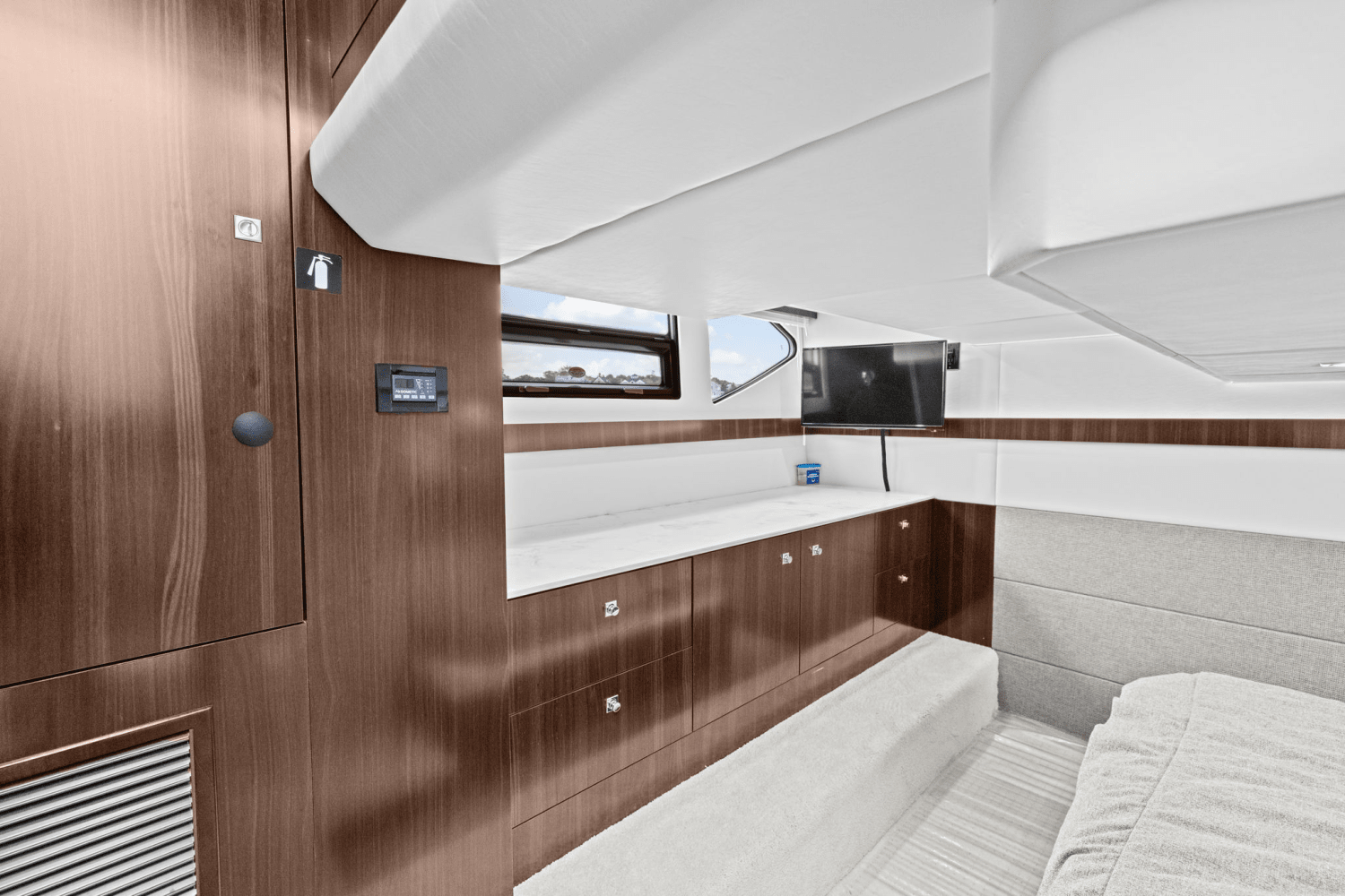2022 Cruisers Yachts 42 CANTIUS Image Thumbnail #31