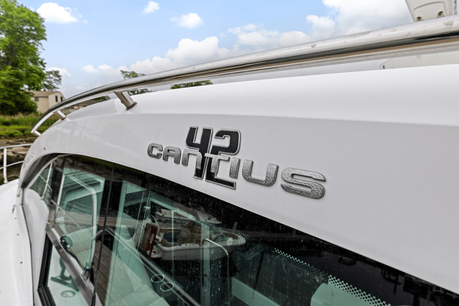 2022 Cruisers Yachts 42 CANTIUS Image Thumbnail #6