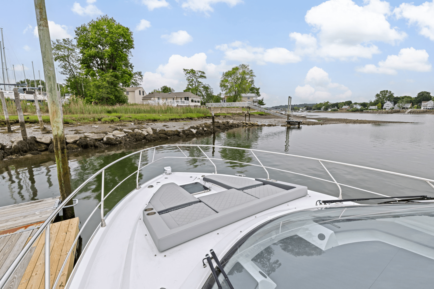 2022 Cruisers Yachts 42 CANTIUS Image Thumbnail #45