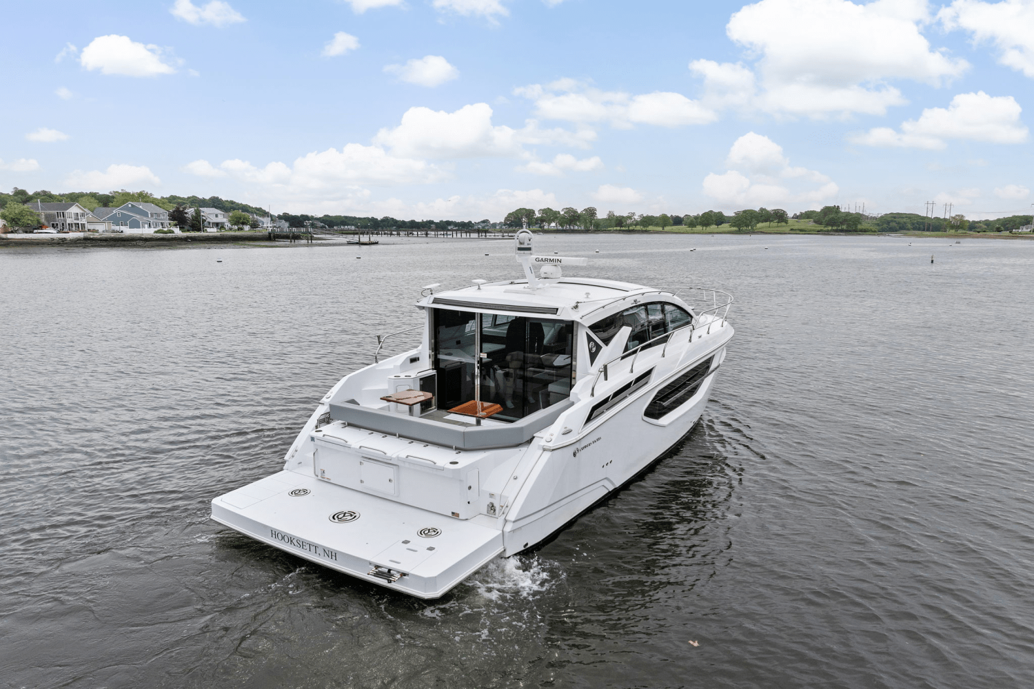 2022 Cruisers Yachts 42 CANTIUS Image Thumbnail #5