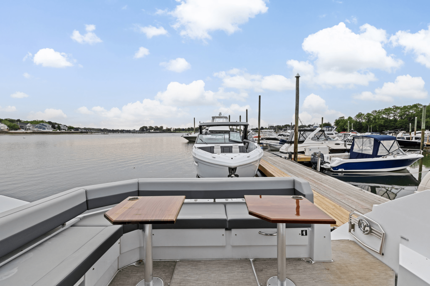 2022 Cruisers Yachts 42 CANTIUS Image Thumbnail #16