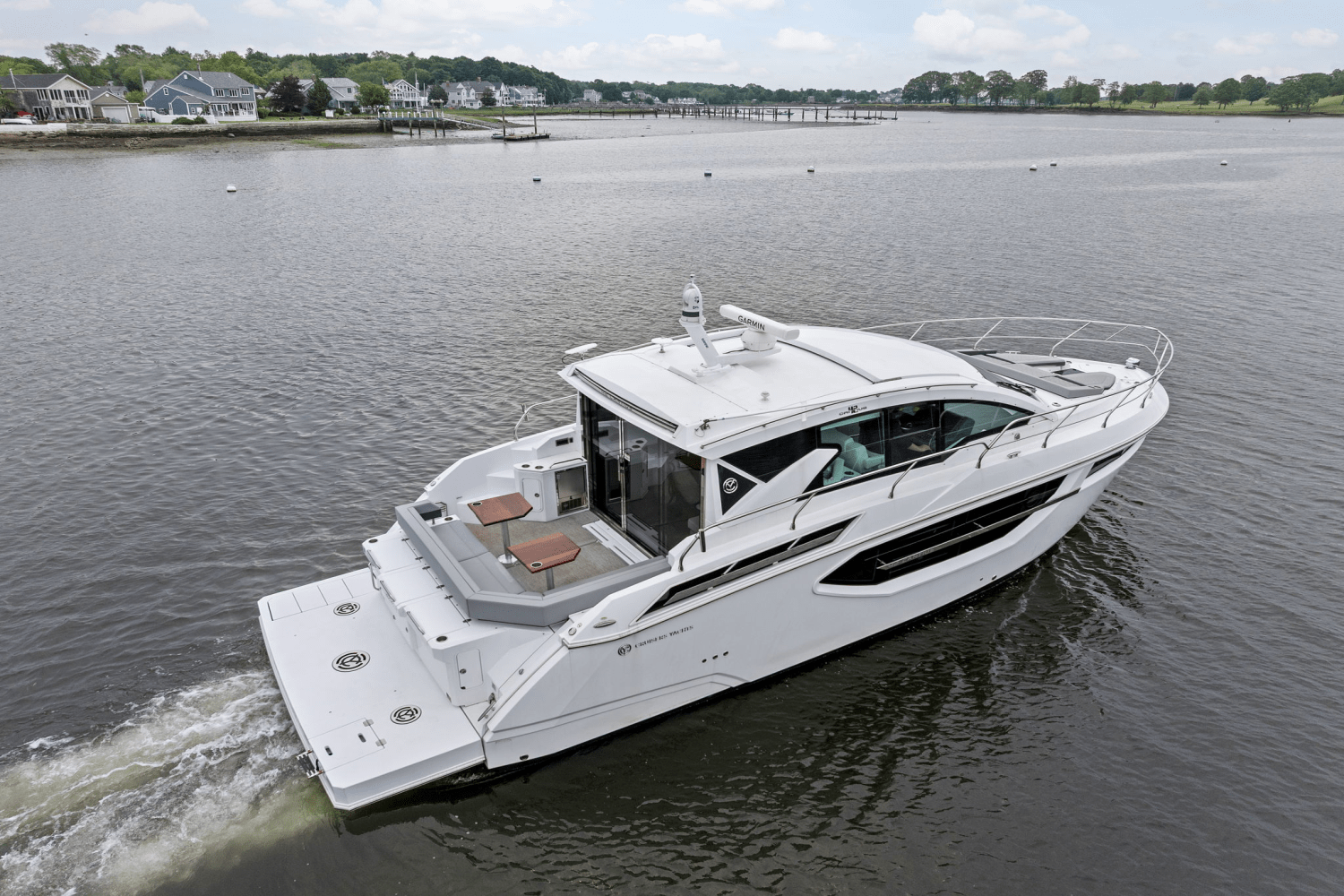 2022 Cruisers Yachts 42 CANTIUS Image Thumbnail #4