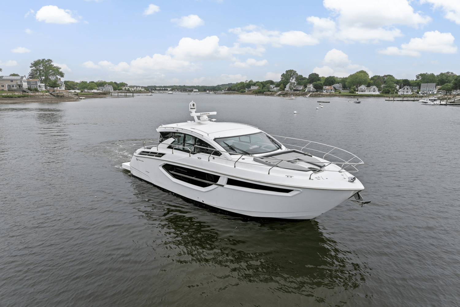 2022 Cruisers Yachts 42 CANTIUS Image Thumbnail #1