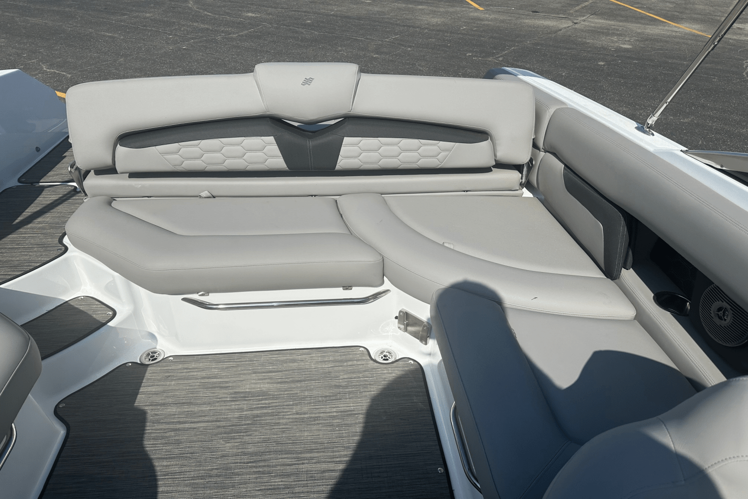 2025 Four Winns HD5 Image Thumbnail #21