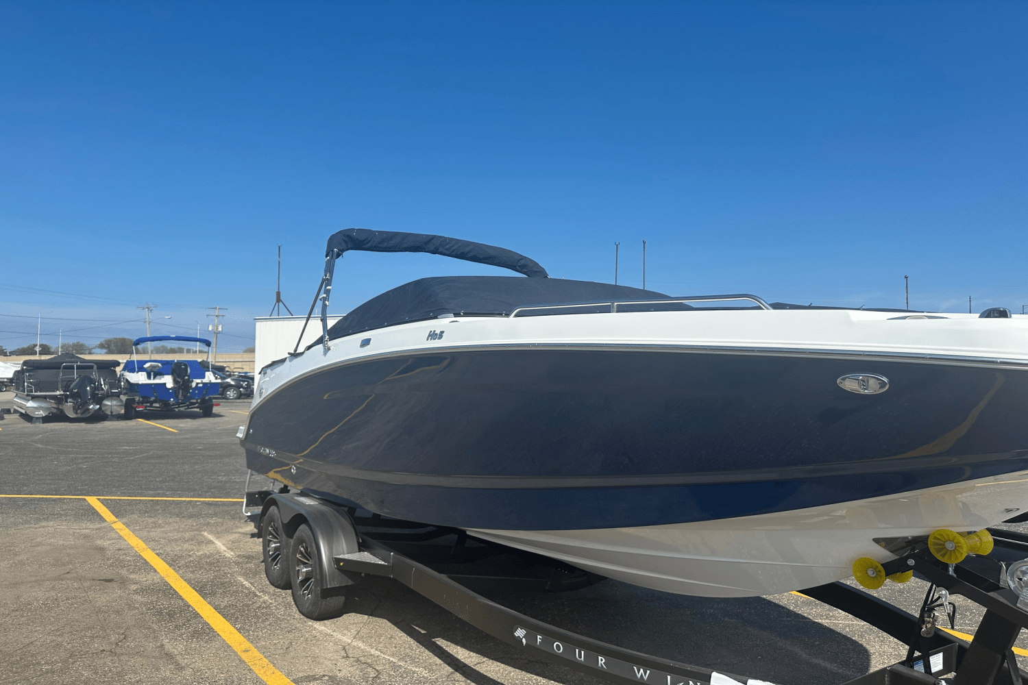 2025 Four Winns HD5 Image Thumbnail #2