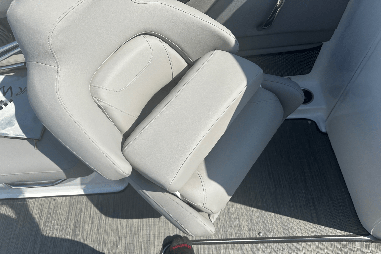 2025 Four Winns HD5 Image Thumbnail #13