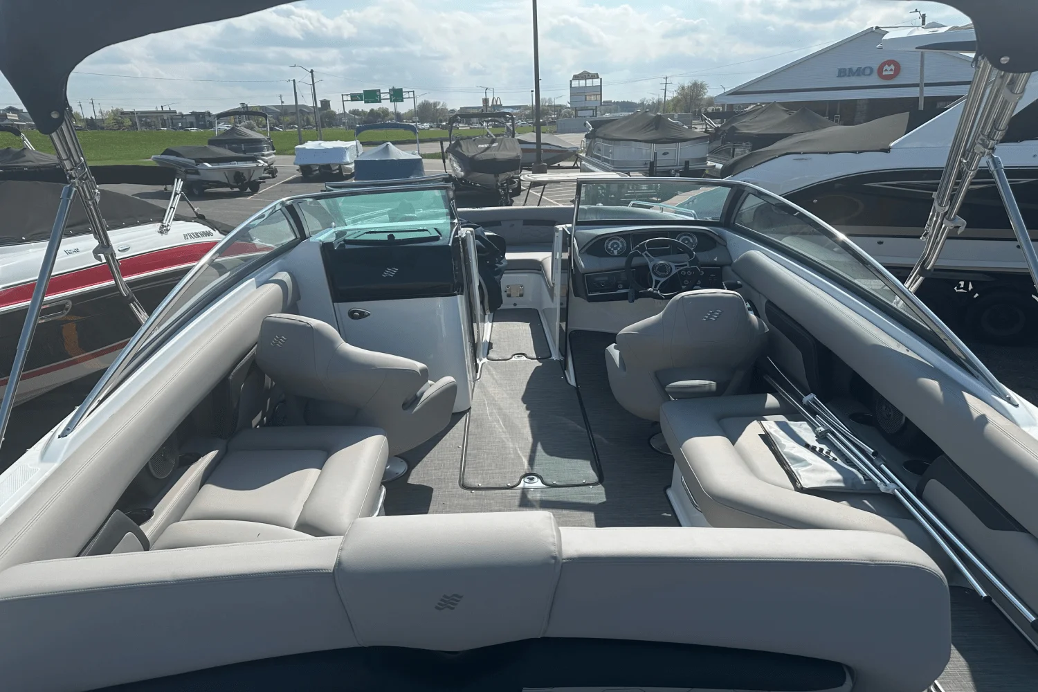 2025 Four Winns HD5 Image Thumbnail #25