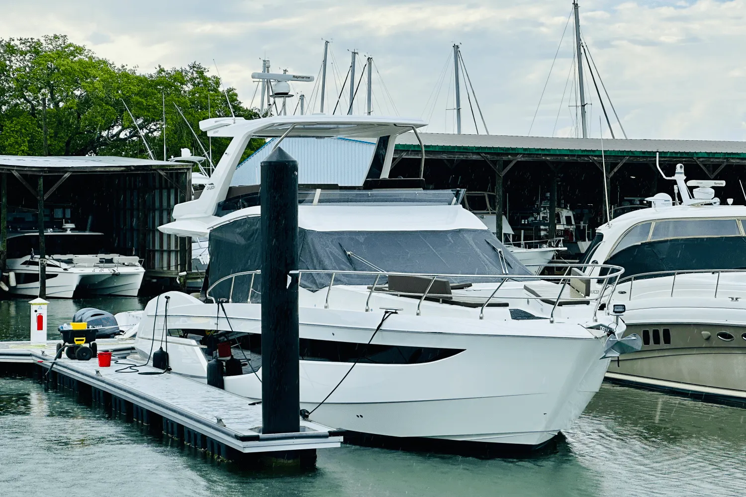 2024 Galeon 500 FLY Image Thumbnail #8