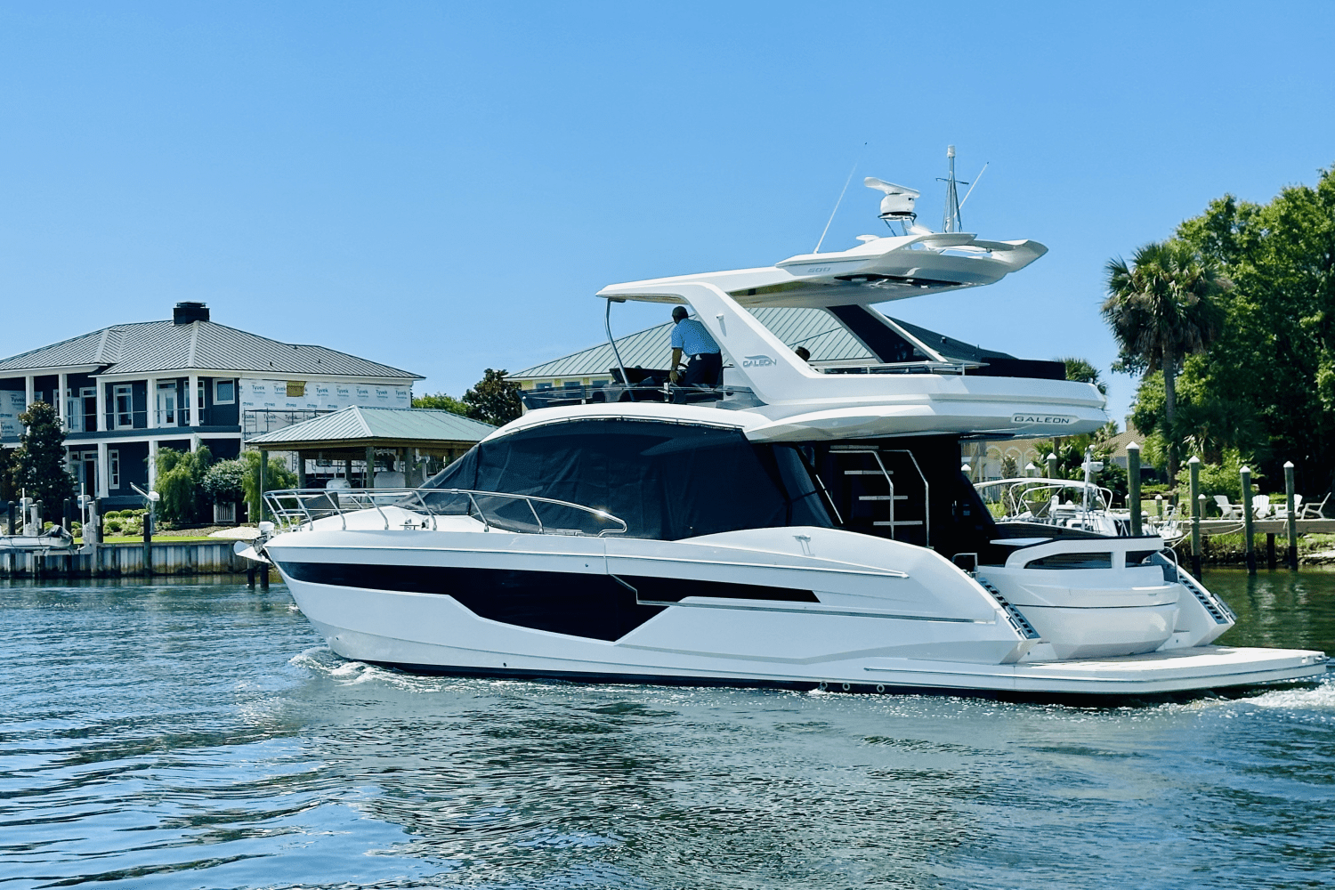 2024 Galeon 500 FLY Image Thumbnail #2