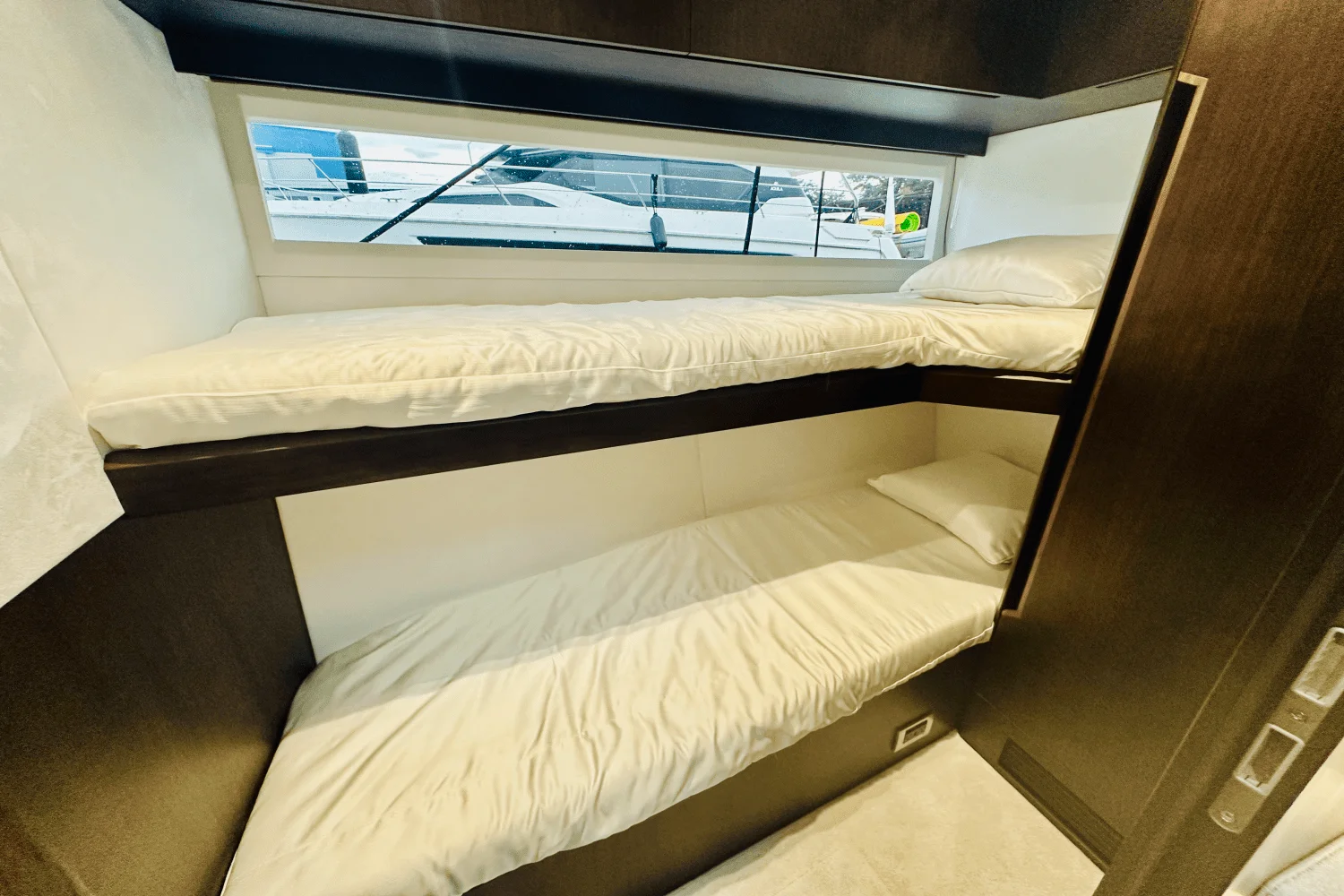 2024 Galeon 500 FLY Image Thumbnail #40